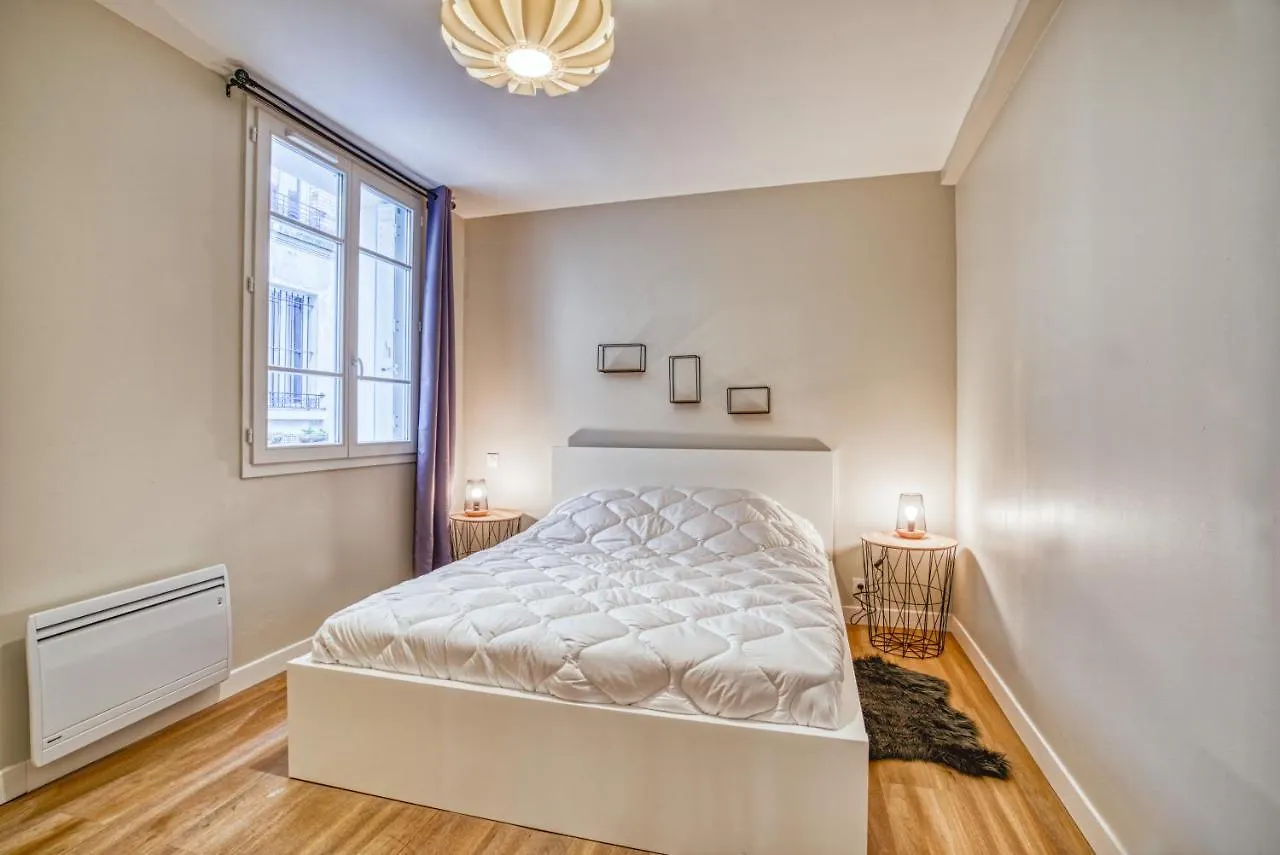 Apartment Vernezza, F3 A Deux Pas De Montparnasse Paris France